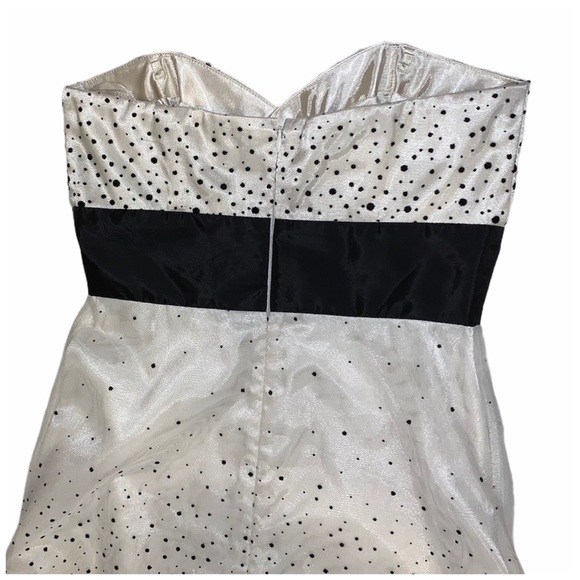 White House Black Market black & white dotted strapless cocktail dress size 0 - Picture 3 of 7